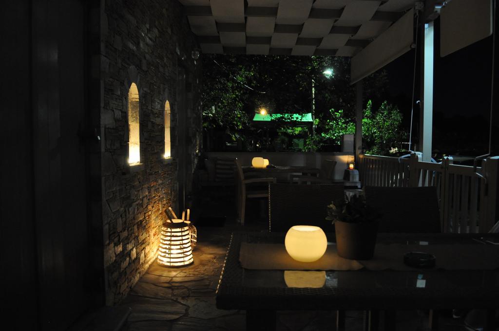 Studios Yalos Khorevtón Buitenkant foto